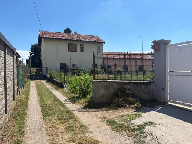 Terreno in vendita a Busto Arsizio, Lombardia