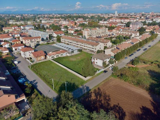 Terreno in vendita a Madonna Regina, Busto Arsizio