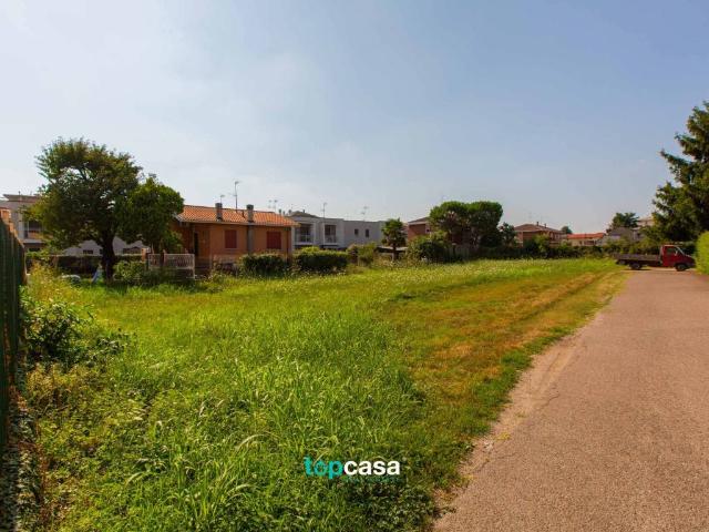 Terreno in vendita a Busto Arsizio, Lombardia