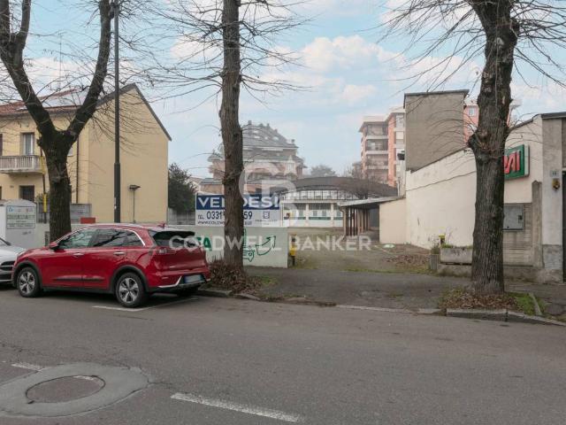 Terreno in vendita a Busto Arsizio, Lombardia