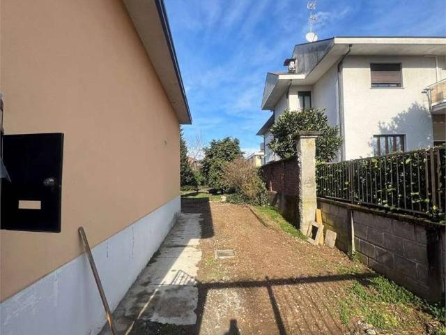 Terreno in vendita a Santa Croce, Busto Arsizio