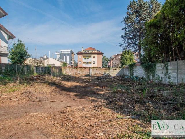 Terreno in vendita a Busto Arsizio, Lombardia