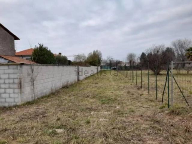 Terreno in vendita a Busto Garolfo, Lombardia