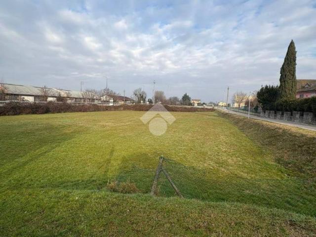 Terreno in vendita a Buttapietra, Veneto