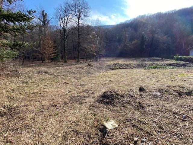 Terreno in vendita a Comunità Montana del Piambello, Cadegliano