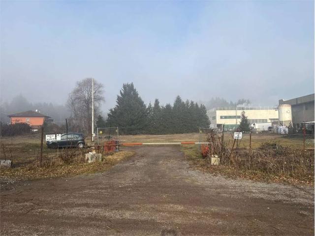 Terreno in vendita a Cadrezzate, Varese