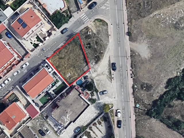 Terreno in vendita a Is Campus, Cagliari