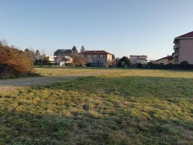 Terreno in vendita a Peveranza, Cairate
