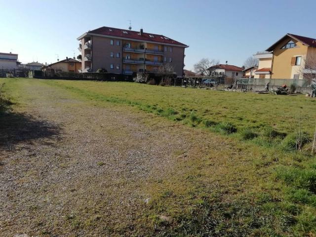 Terreno in vendita a Peveranza, Cairate