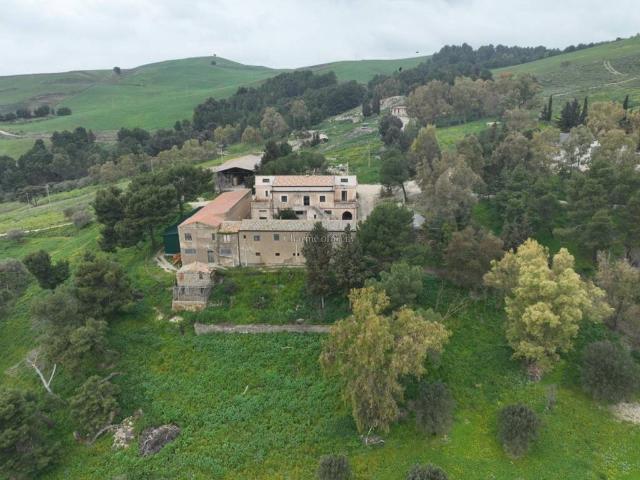 Terreno in vendita a Calascibetta, Sicilia