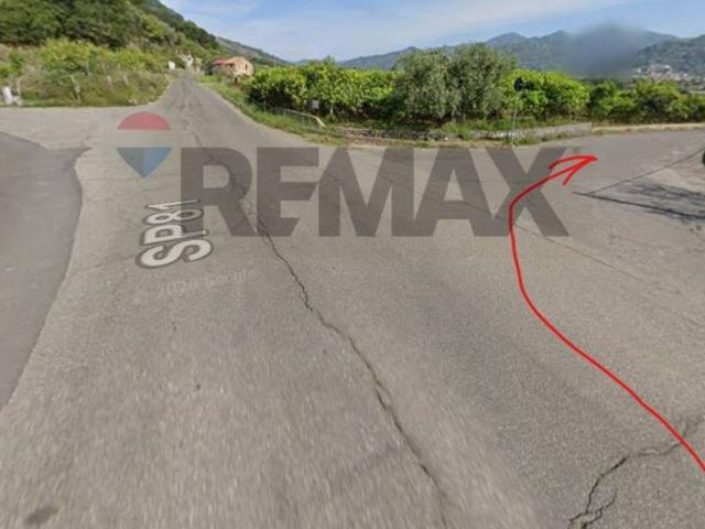 Terreno in vendita a Calatabiano, Sicilia