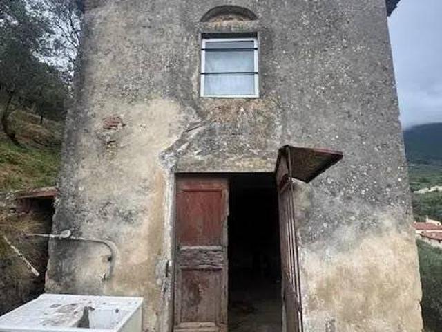 Terreno in vendita a Montemagno, Calci