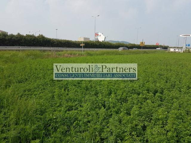 Terreno in vendita a Calcinato, Lombardia