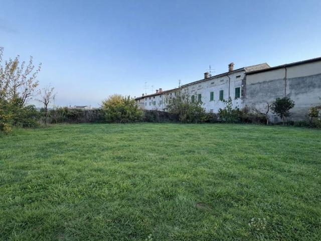Terreno in vendita a Calcinato, Lombardia