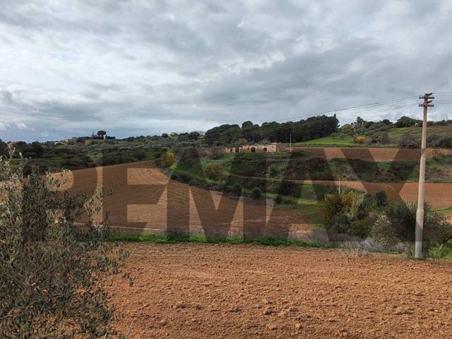 Terreno in vendita a Caltagirone, Sicilia