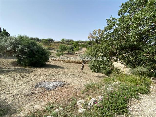 Terreno in vendita a Caltanissetta, Sicilia