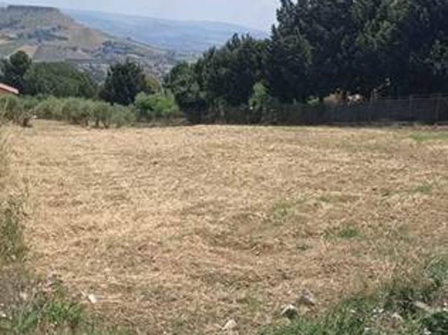 Terreno in vendita a Caltanissetta, Sicilia