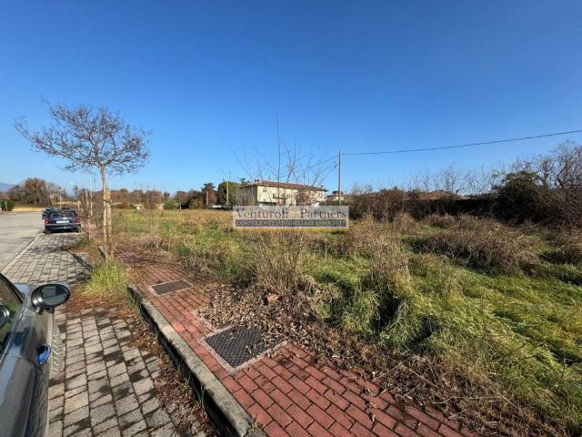 Terreno in vendita a Calvagese Della Riviera, Lombardia