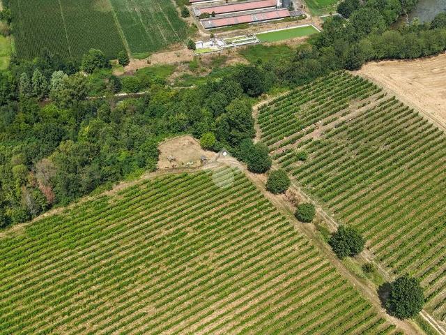 Terreno in vendita a Calvagese Della Riviera, Lombardia