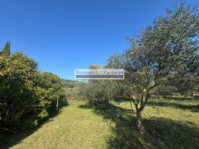 Terreno in vendita a Calvagese Della Riviera, Lombardia