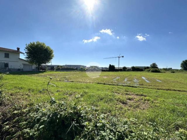 Terreno in vendita a Calvisano, Lombardia