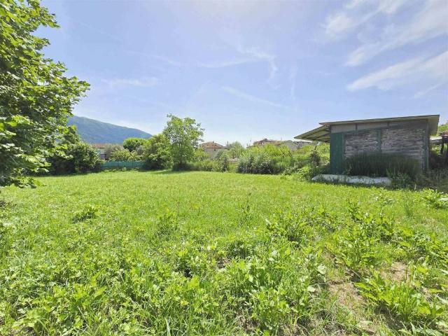 Terreno in vendita a Camaiore, Toscana