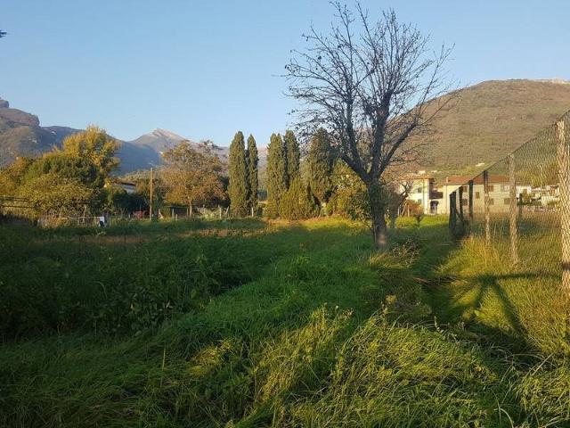 Terreno in vendita a Camaiore, Toscana