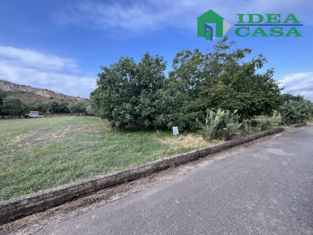 Terreno in vendita a Camigliano, Campania
