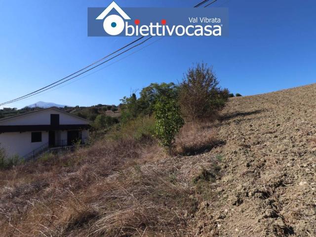 Terreno in vendita a Floriano, Campli