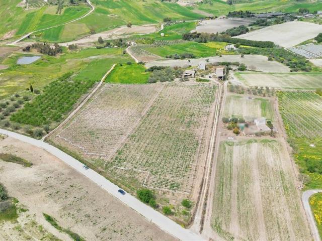 Terreno in vendita a Campobello Di Licata, Sicilia