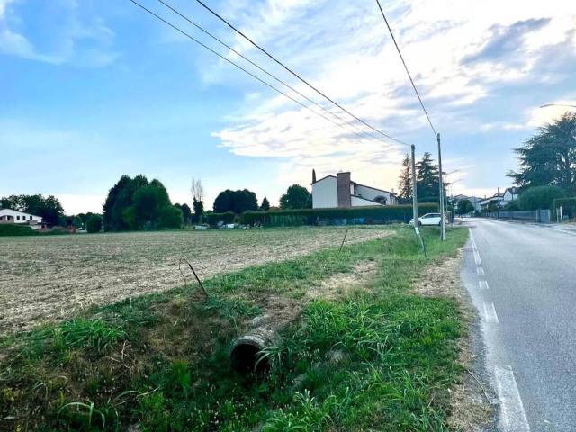 Terreno in vendita a Campodoro, Veneto