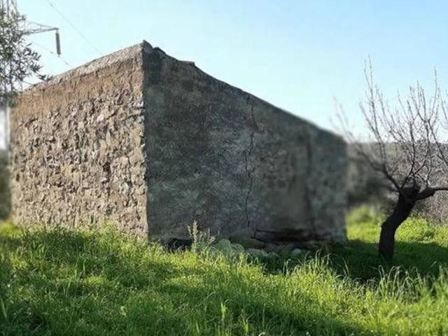 Terreno in vendita a Campofelice Di Roccella, Sicilia