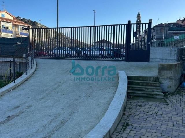 Terreno in vendita a Camporosso, Liguria