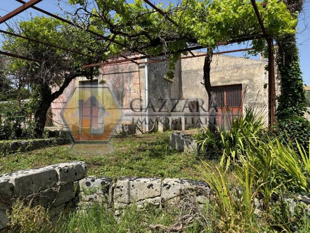 Terreno in vendita a Canicattini Bagni, Sicilia