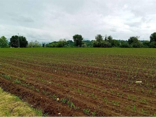 Terreno in vendita a Cantù, Lombardia