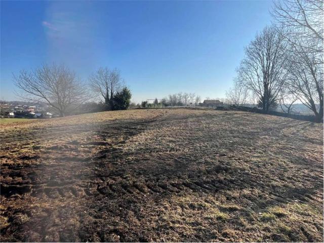 Terreno in vendita a Cantù, Lombardia
