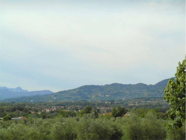 Terreno in vendita a Camigliano Santa Gemma, Capannori