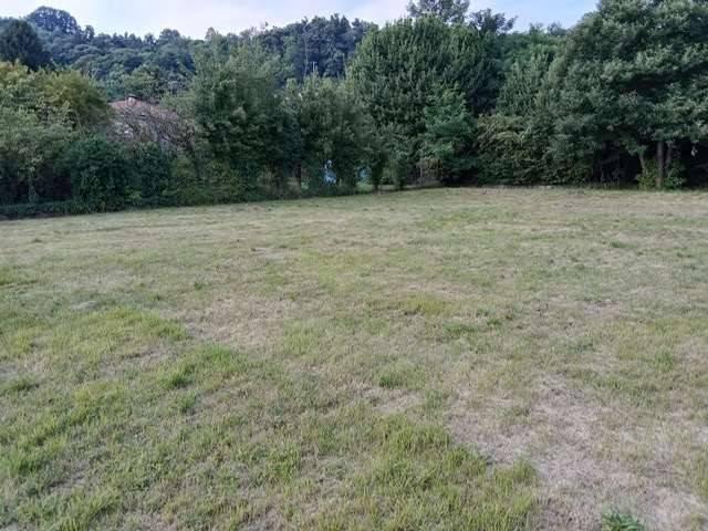 Terreno in vendita a Capiago, Capiago Intimiano