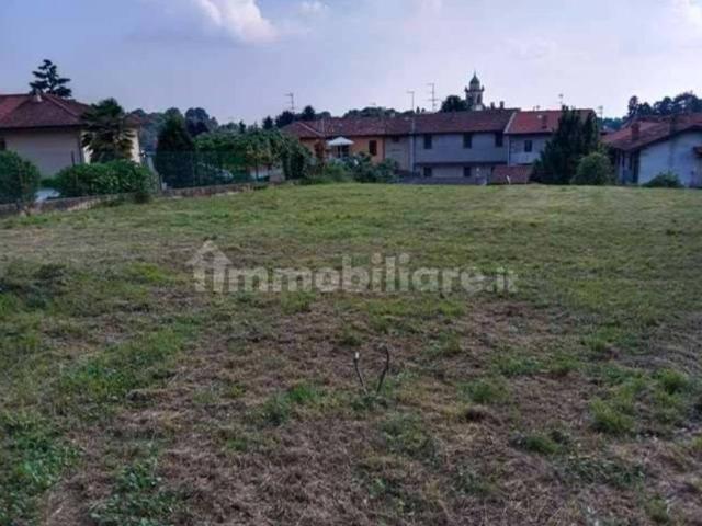 Terreno in vendita a Capiago, Capiago Intimiano