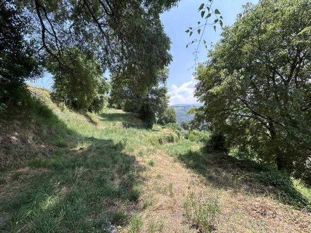 Terreno in vendita a Caprino Veronese, Veneto