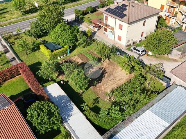 Terreno in vendita a Pirlotti, Capriolo