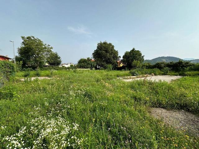 Terreno in vendita a Pirlotti, Capriolo