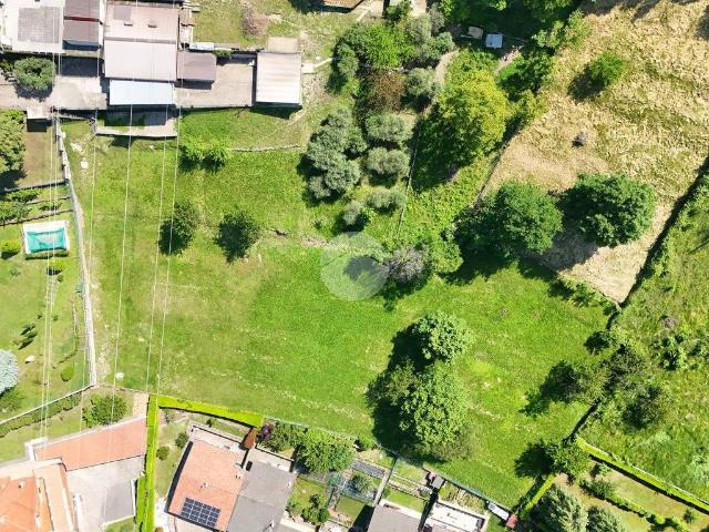 Terreno in vendita a Pirlotti, Capriolo