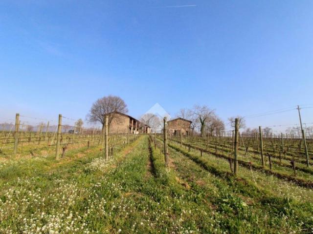 Terreno in vendita a Le Case, Capriolo