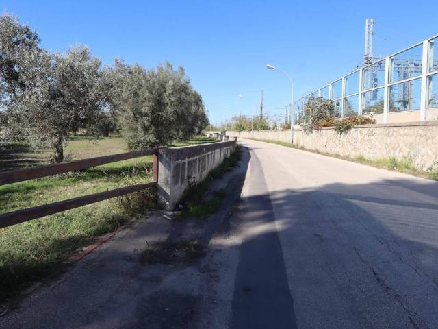 Terreno in vendita a Capua, Campania