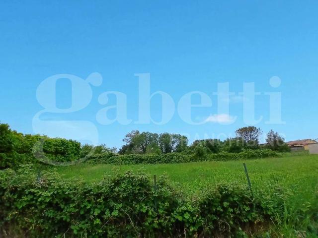 Terreno in vendita a Capua, Campania