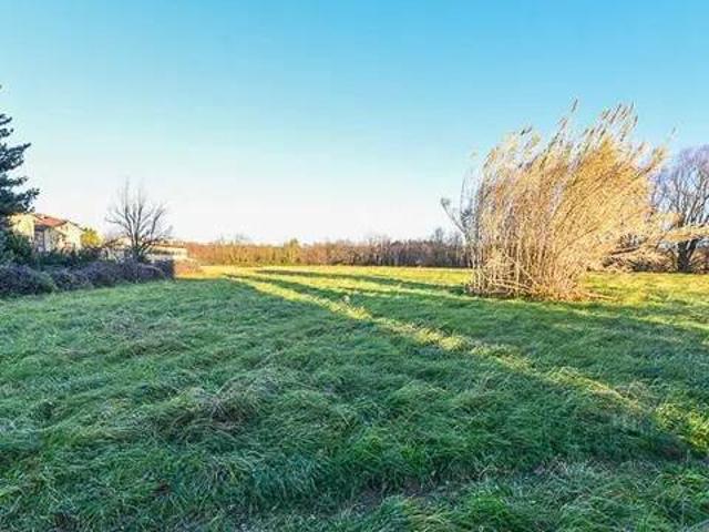 Terreno in vendita a Carate Brianza, Monza e della Brianza