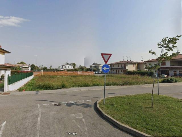 Terreno in vendita a Caravaggio, Lombardia
