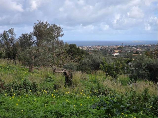 Terreno in vendita a Carini, Sicilia