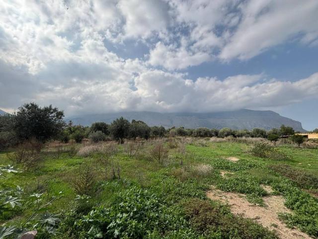 Terreno in vendita a Carini, Sicilia